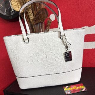 Tote Guess