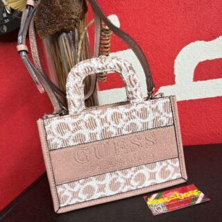Crossbody Guess