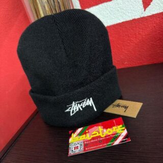 Beanie Stussi