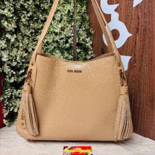 Shoulder Steve Madden