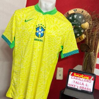 Playera Nike X Brasil