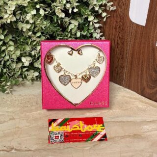 Set Collar + Aretes Guess