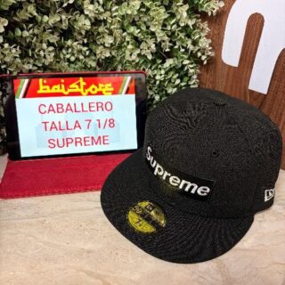 Gorra New Era x Supreme Rings