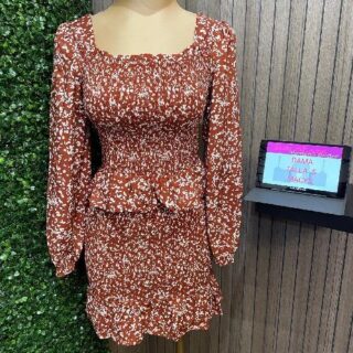 Conjunto Blusa y Falda Macy´S