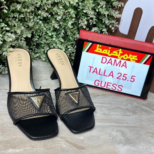 Tacones Guess